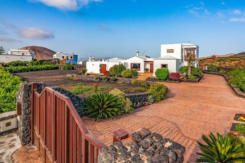 Villa Eloisa Tinajo Buitenkant foto